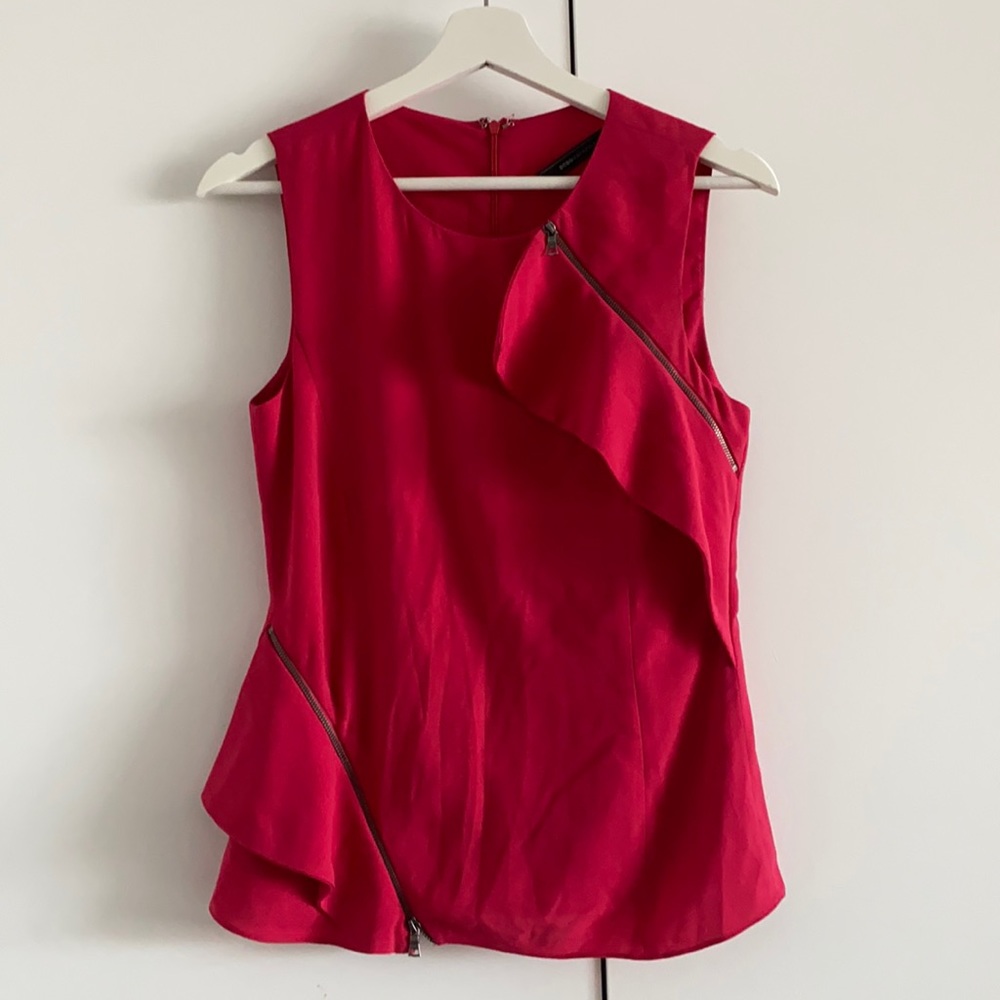 Fushia top